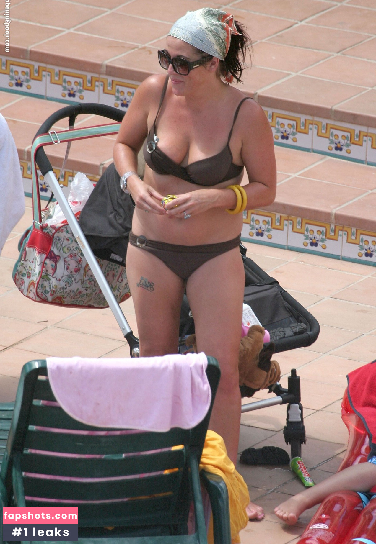 Jessie Wallace gallery photo #16