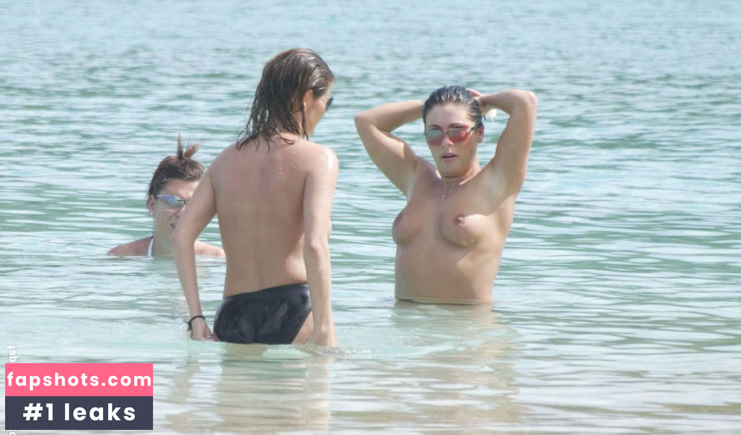 Jessie Wallace gallery photo #36