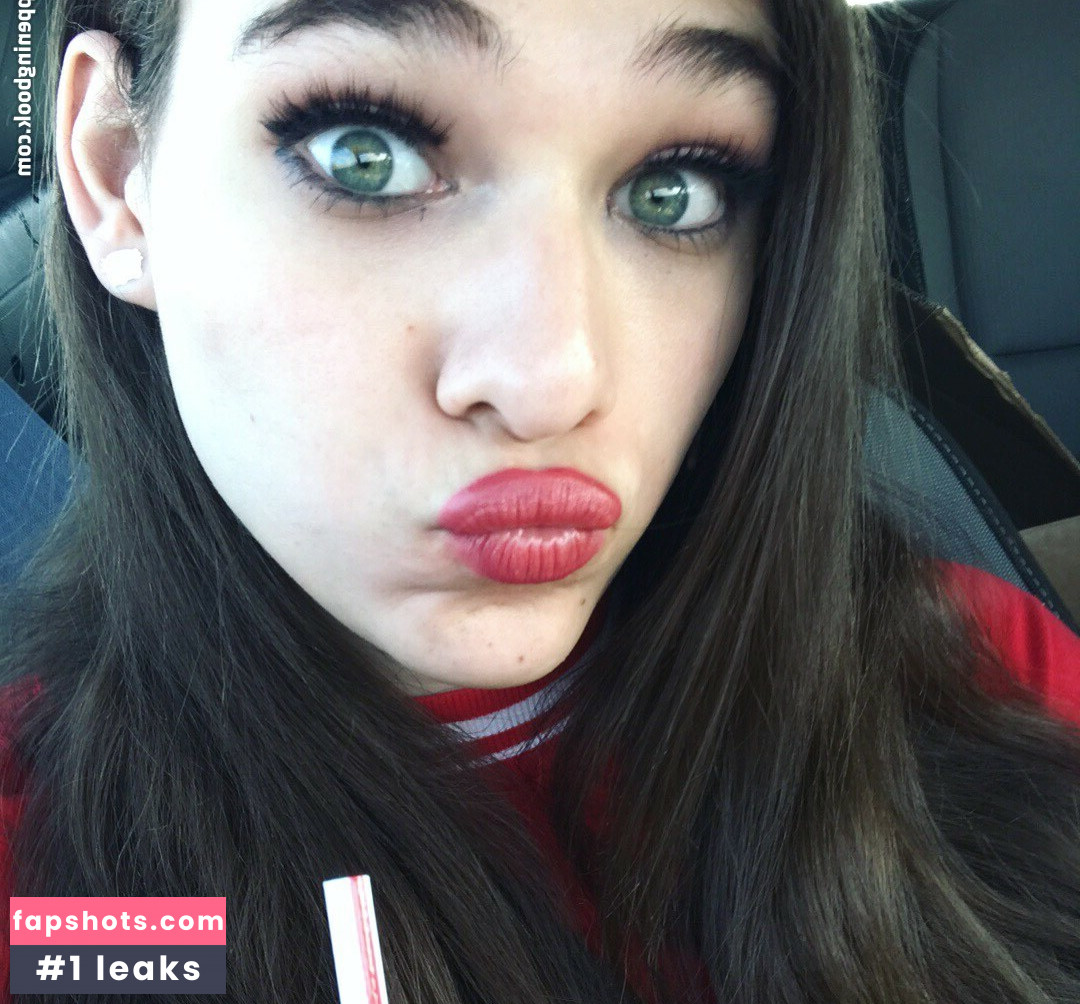 Jessy Bells gallery photo #2