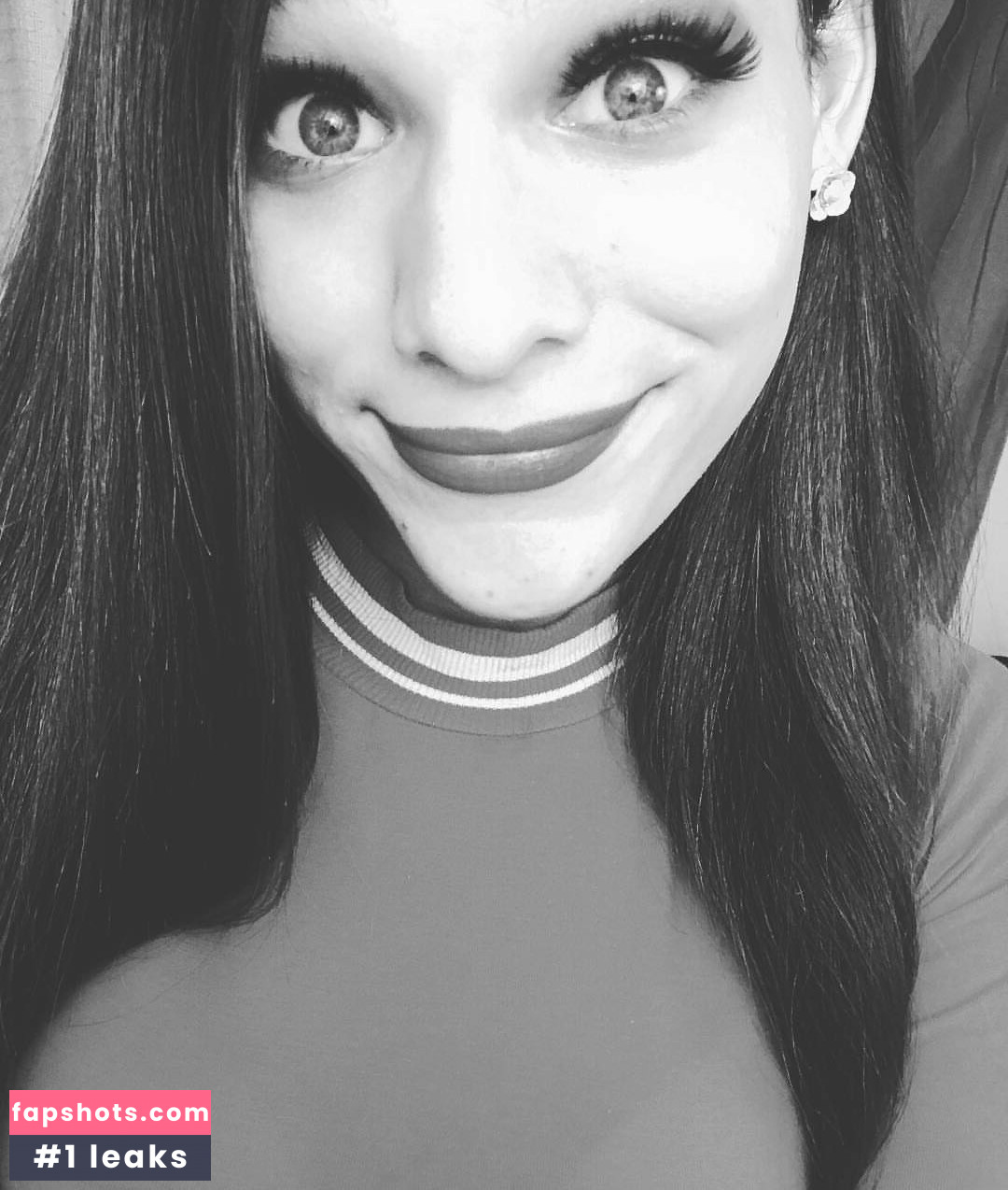 Jessy Bells gallery photo #12