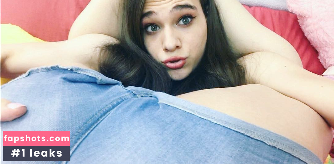 Jessy Bells gallery photo #14