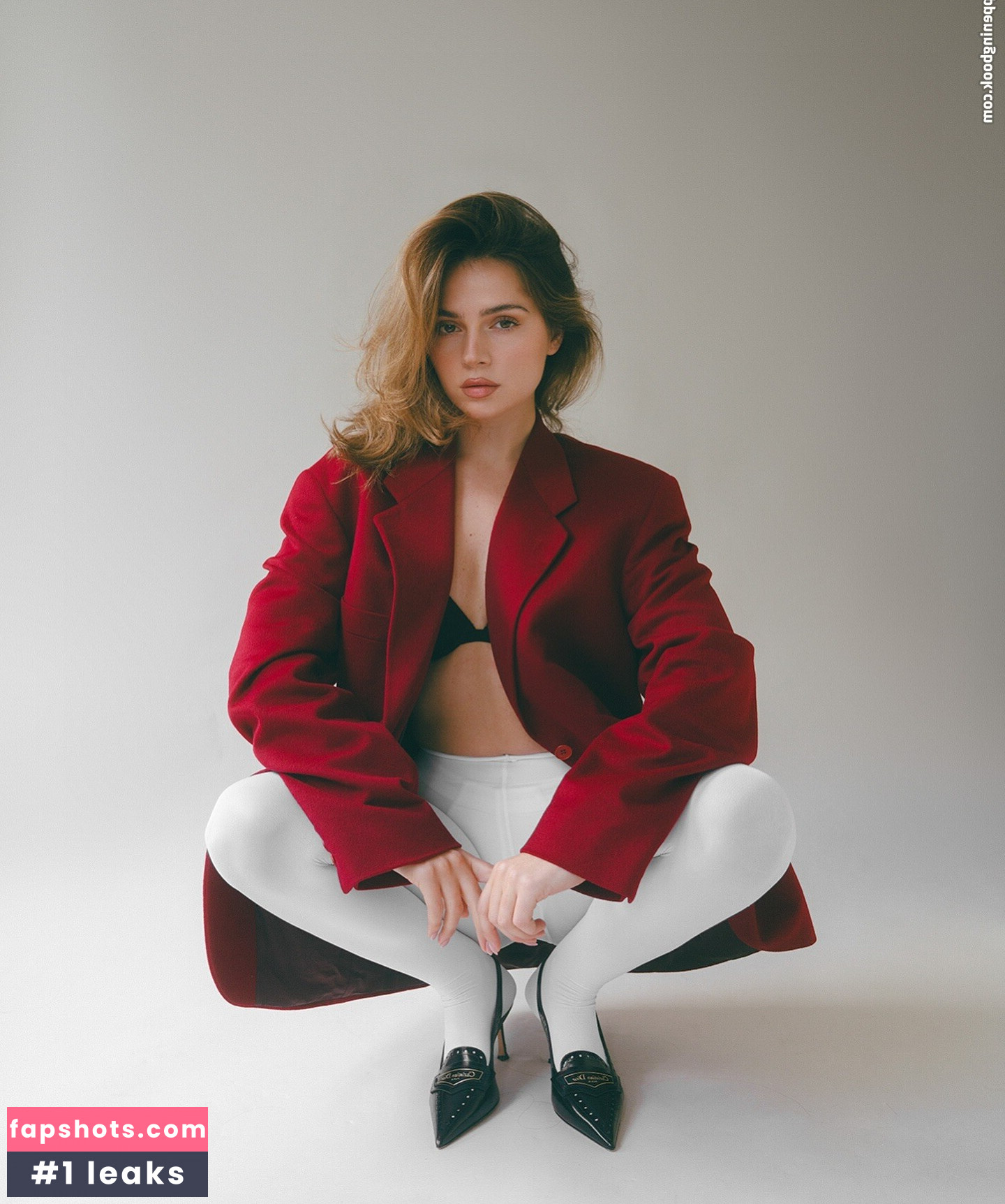 Jessy Hartel gallery photo #21