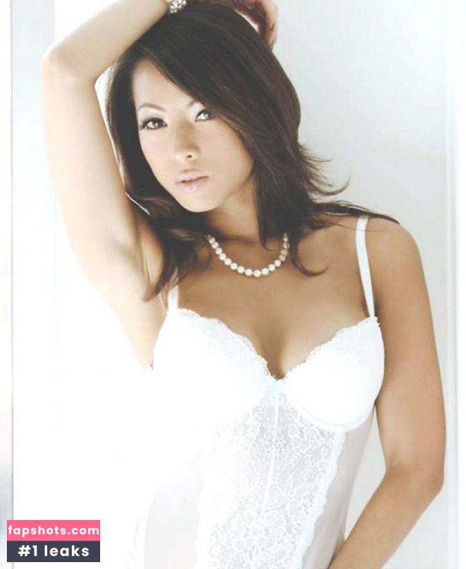 Jestina Lam Nude Leaks OnlyFans Photos #9 - LeakJerk