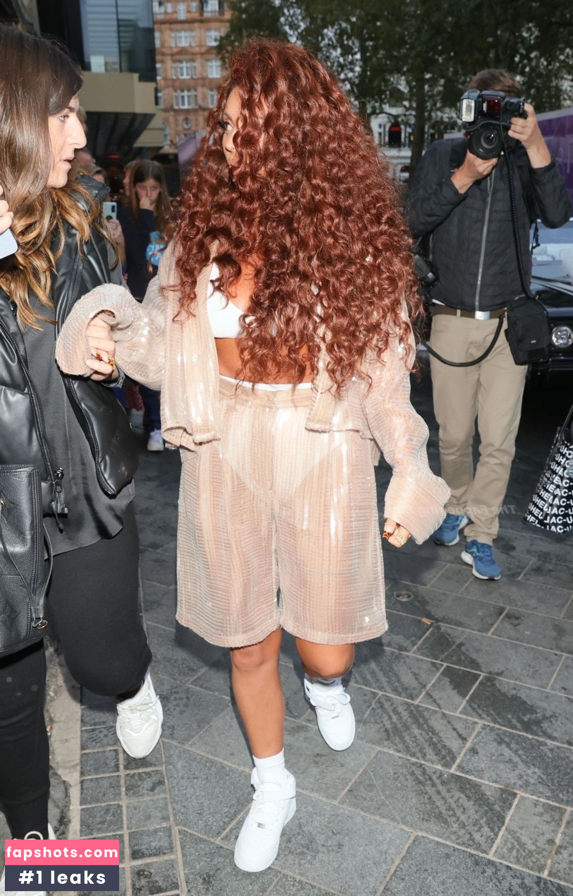 Jesy Nelson gallery photo #110