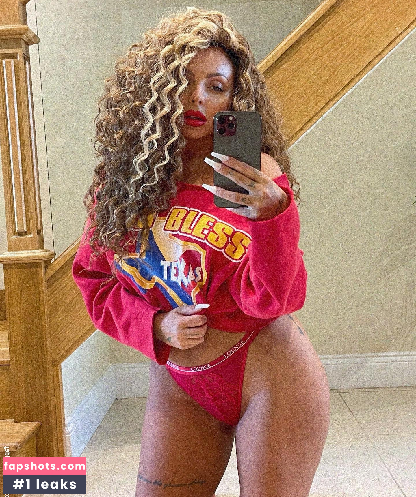 Jesy Nelson gallery photo #16