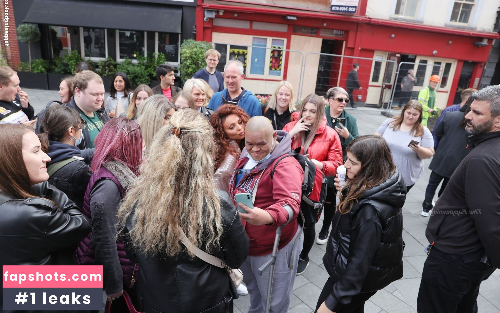 Jesy Nelson gallery photo #155