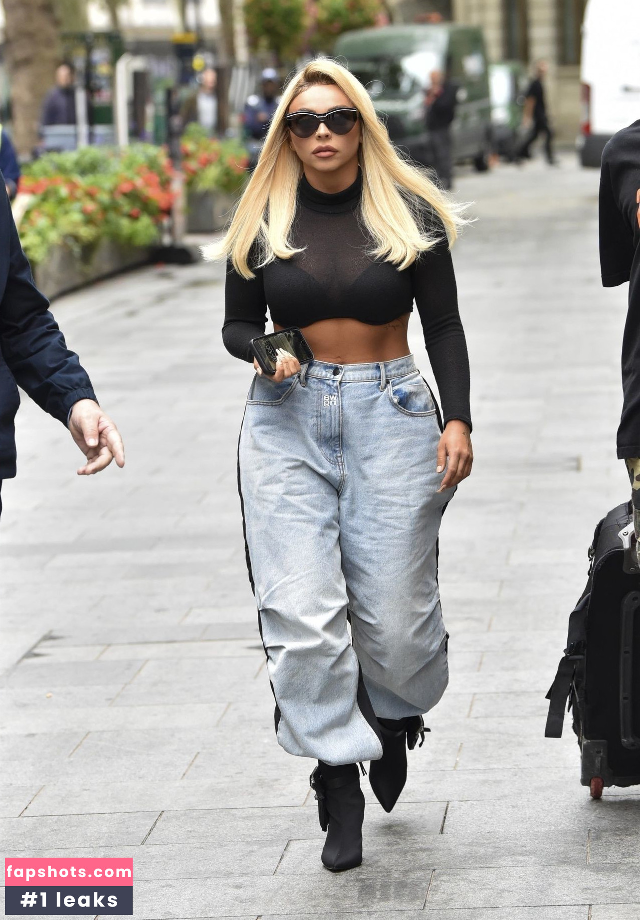 Jesy Nelson gallery photo #238