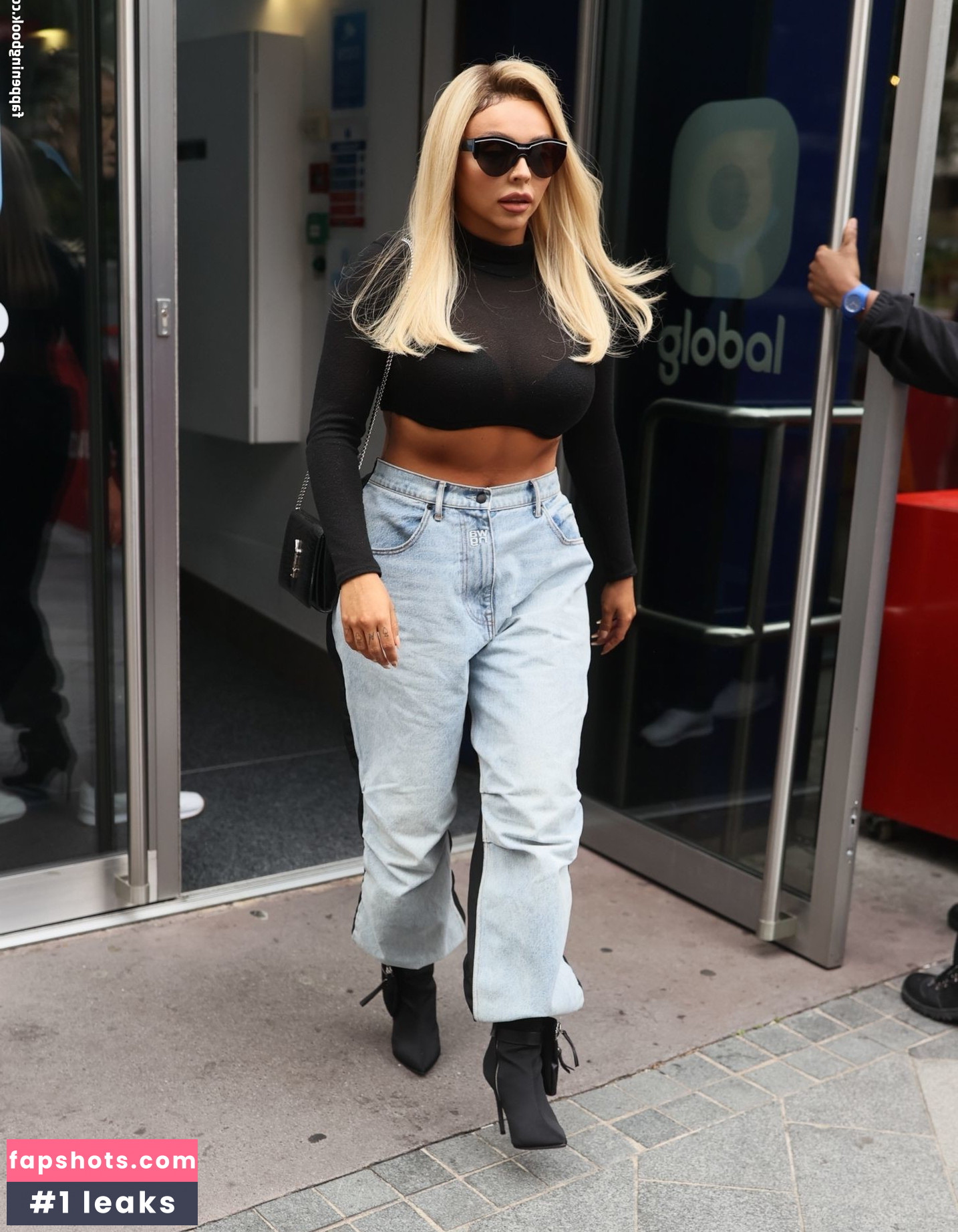 Jesy Nelson gallery photo #240