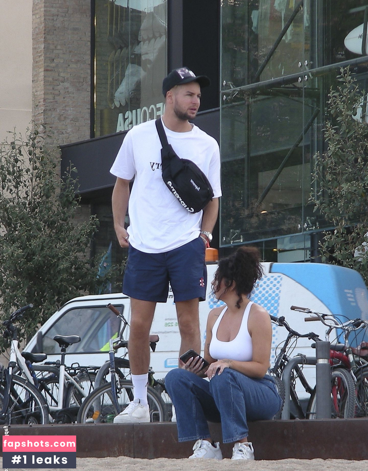 Jesy Nelson gallery photo #397