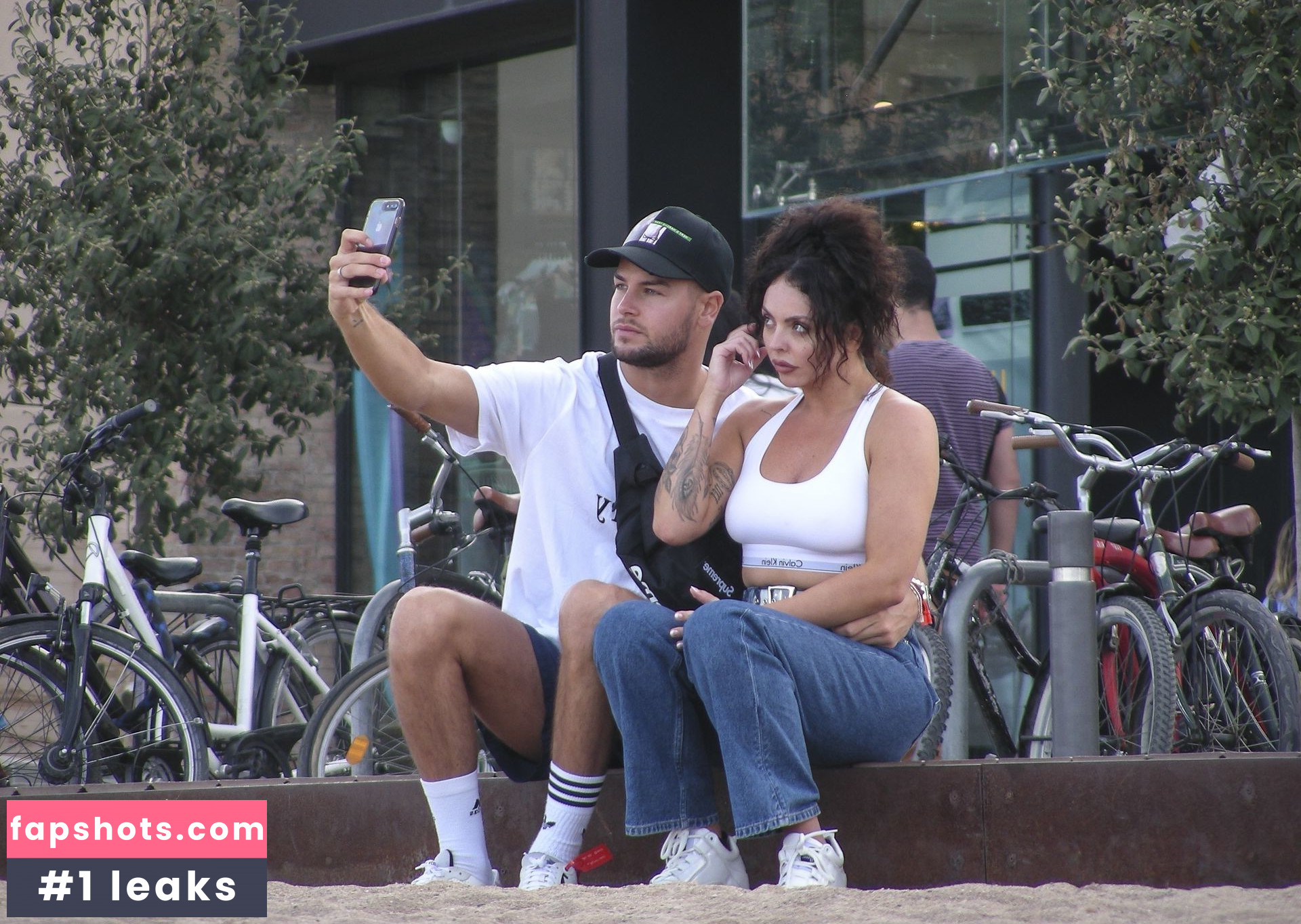 Jesy Nelson gallery photo #400