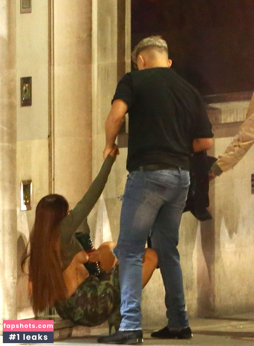 Jesy Nelson gallery photo #436