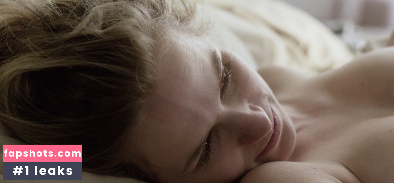 Jette Carolijn van Den Berg Nude Leaks OnlyFans Photos #5 - LeakJerk