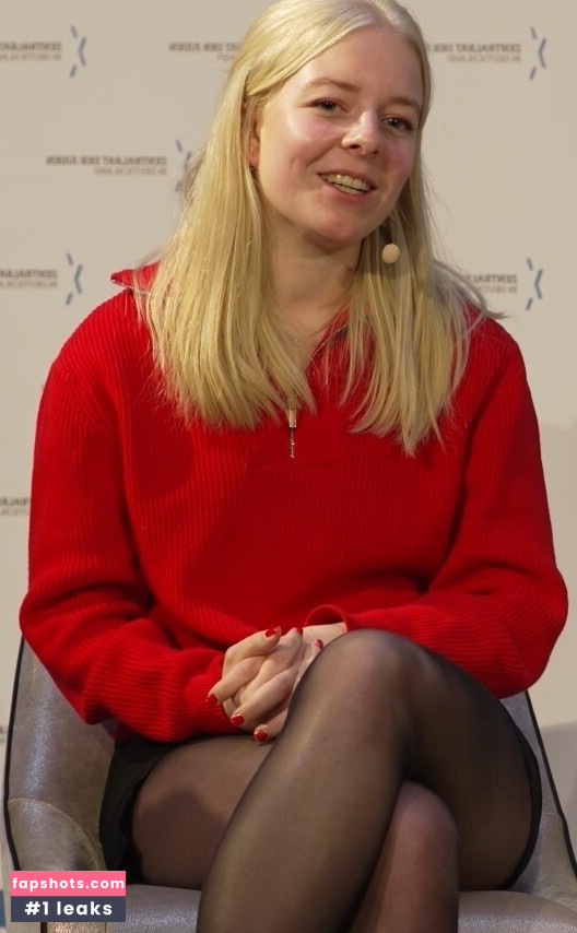 Jette Nietzard gallery photo #3