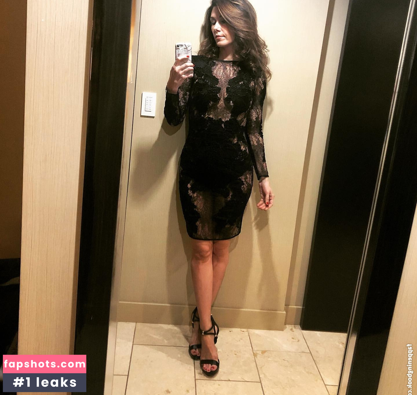 Jewel Staite gallery photo #127