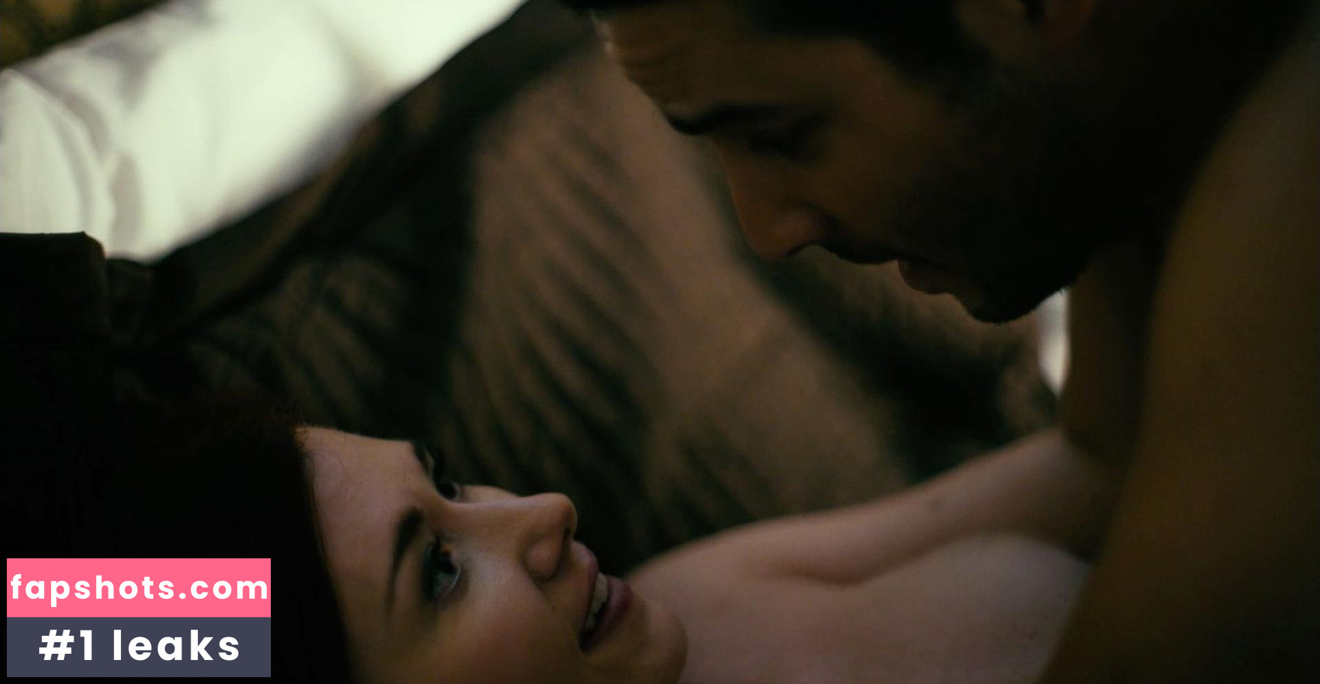 Jewel Staite gallery photo #146