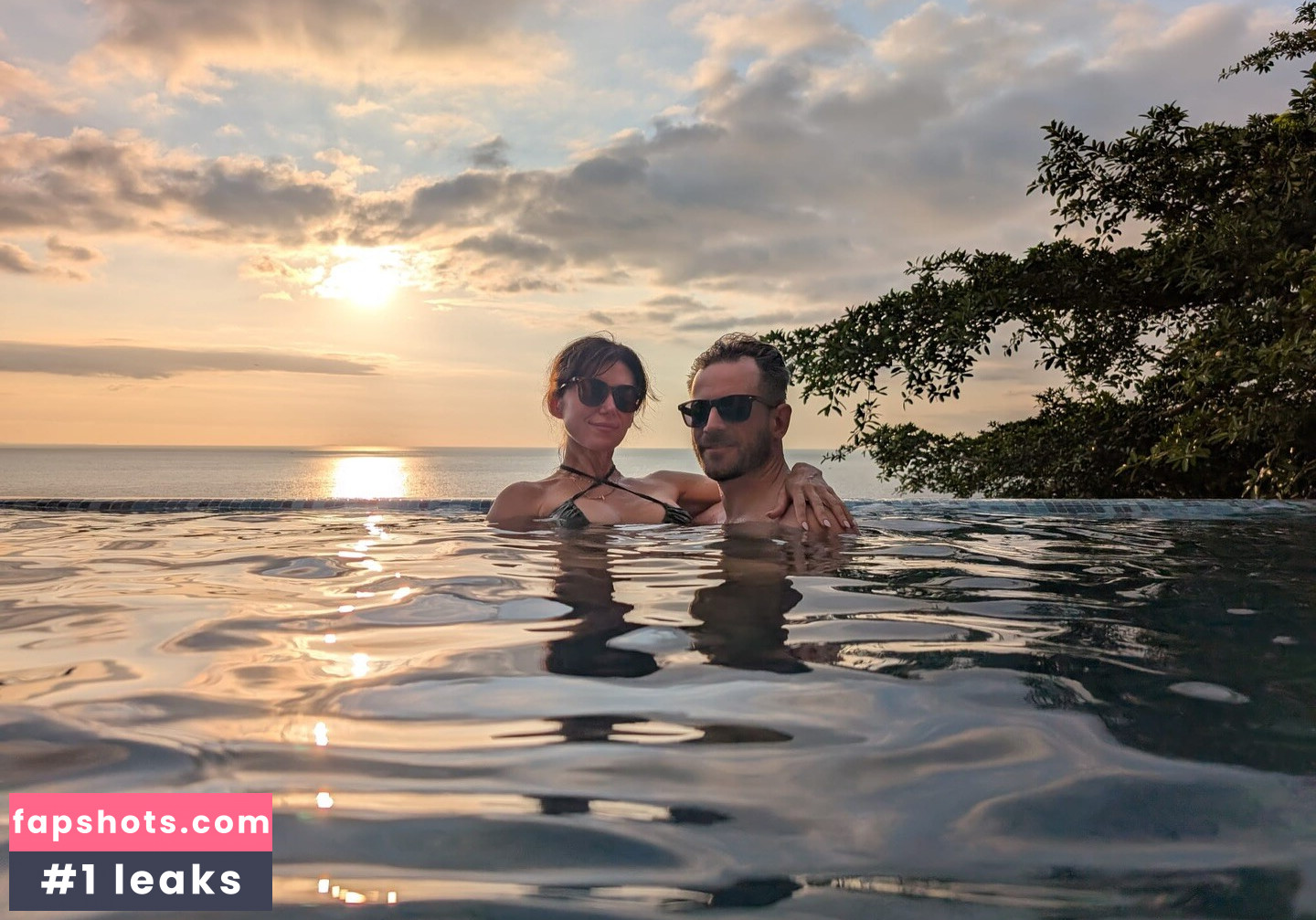 Jewel Staite gallery photo #17