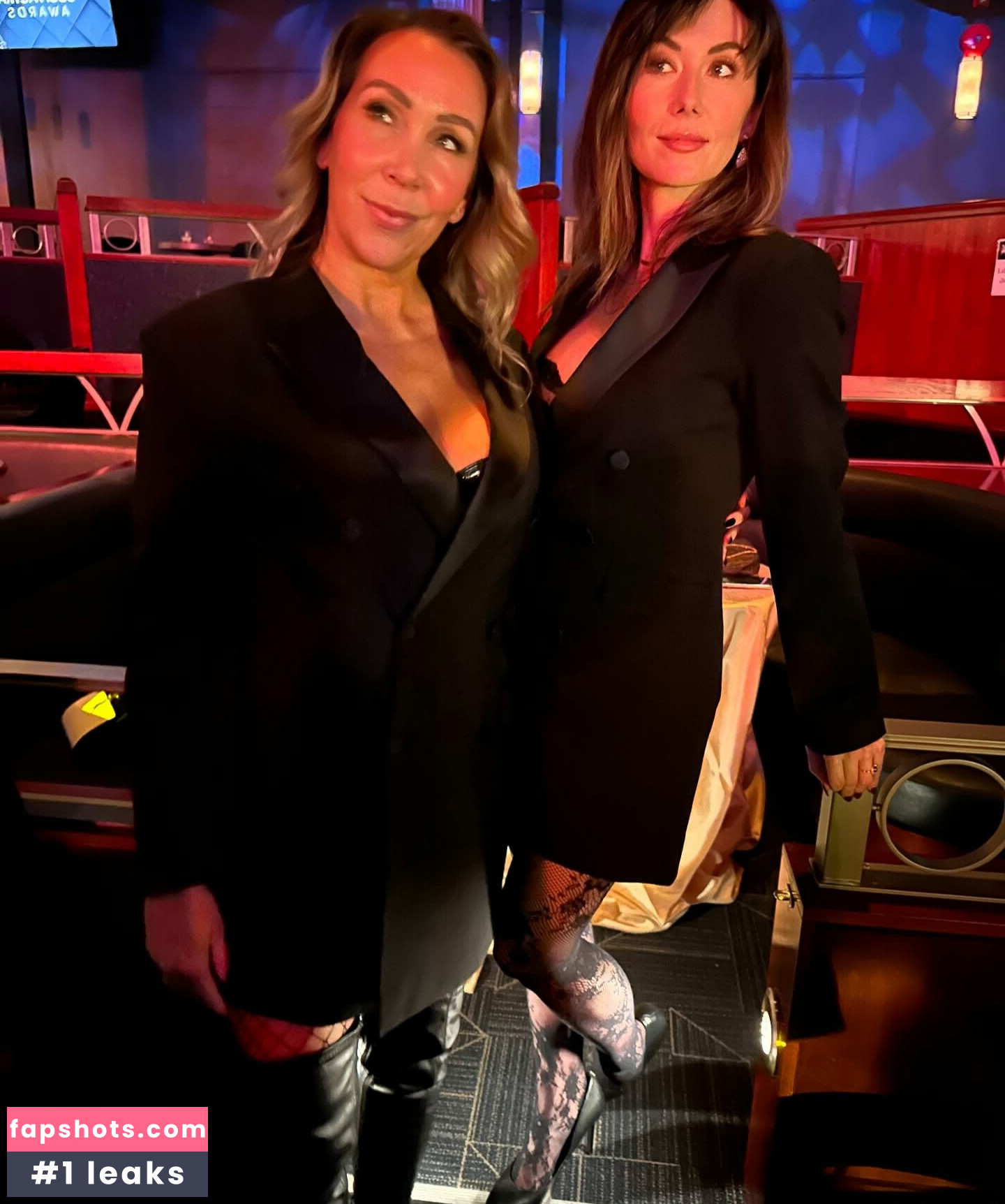 Jewel Staite gallery photo #25