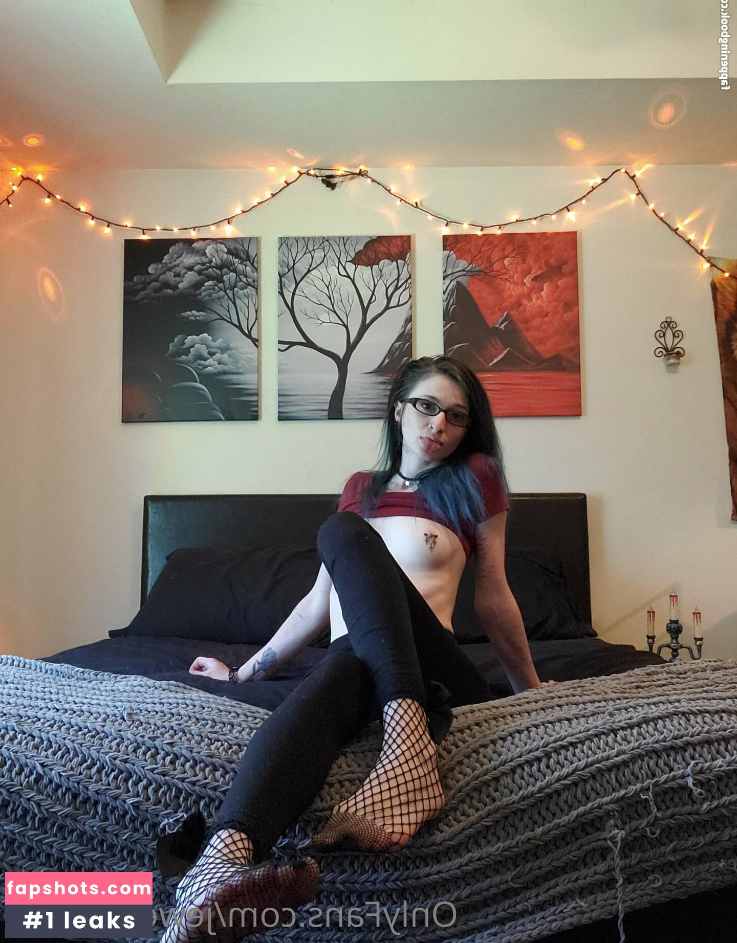 jewellss2free nude babe gallery