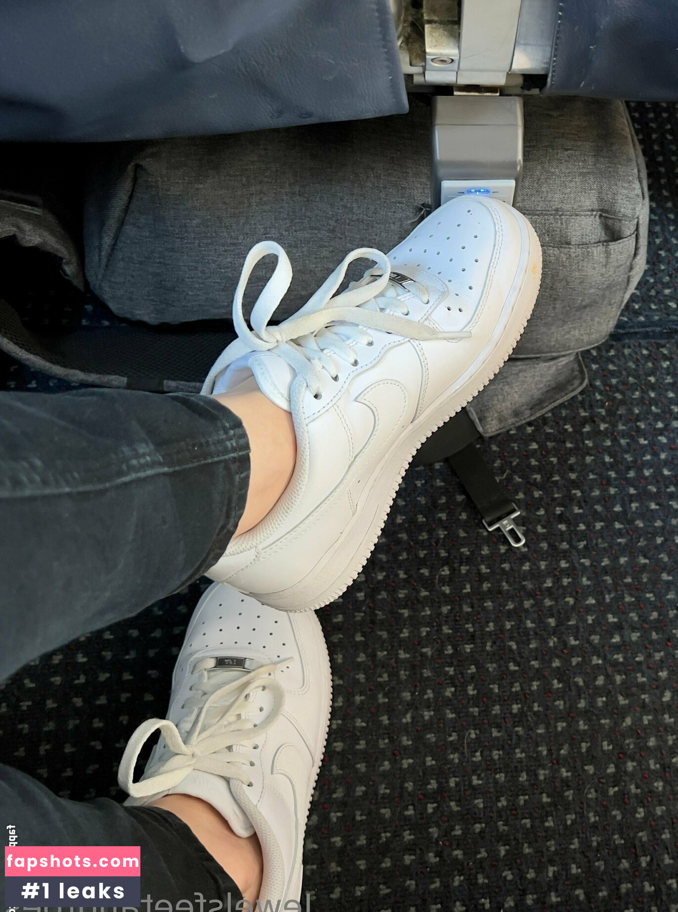 jewelsfeetandtoes Filtración Desnuda OnlyFans Foto #24 - Fapshots