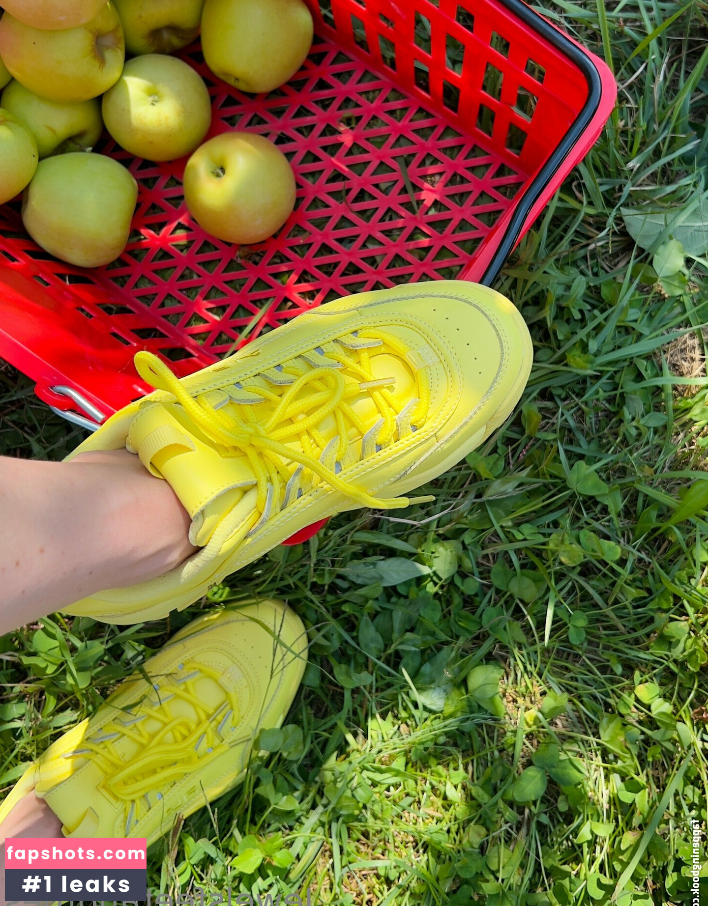 jewelsfeetandtoes Filtración Desnuda OnlyFans Foto #10 - Fapshots