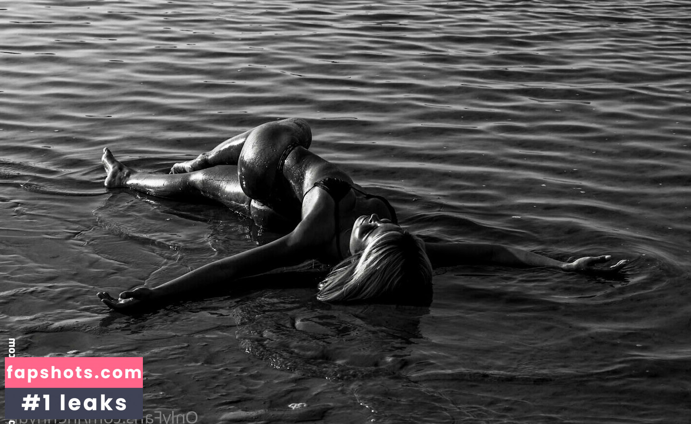 Jhenny Andrade gallery photo #49