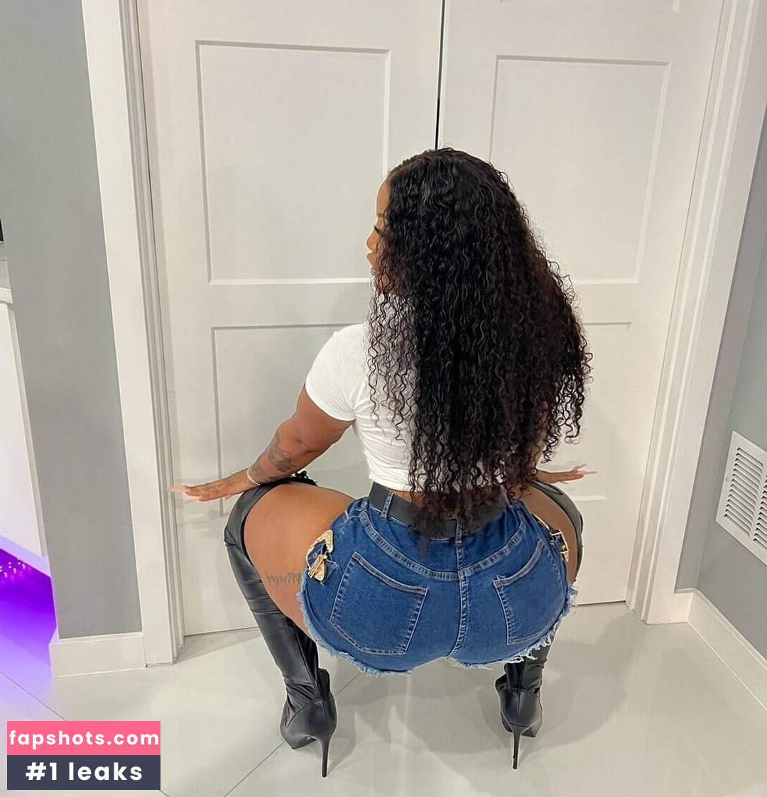 Jhonni Blaze gallery photo #23