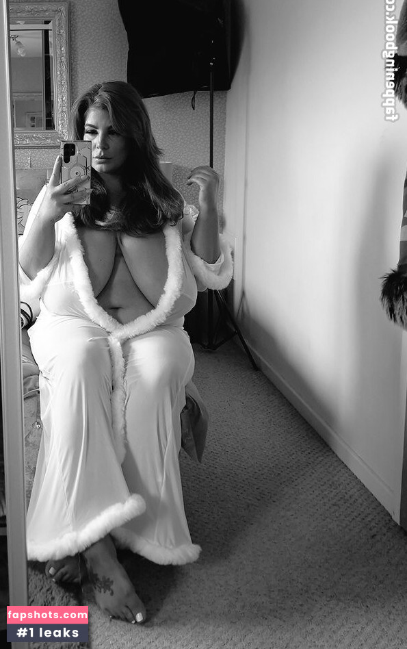 jiggly_jugs_xx Filtración Desnuda OnlyFans Foto #49 - Fapshots