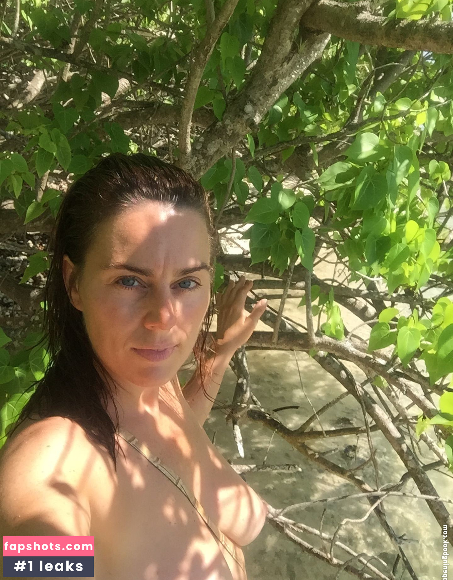 Jill Halfpenny gallery photo #27