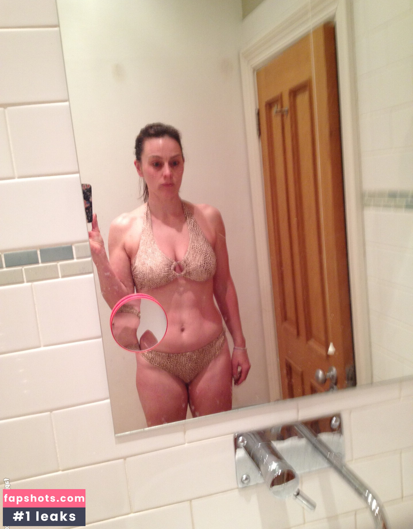 Jill Halfpenny gallery photo #7