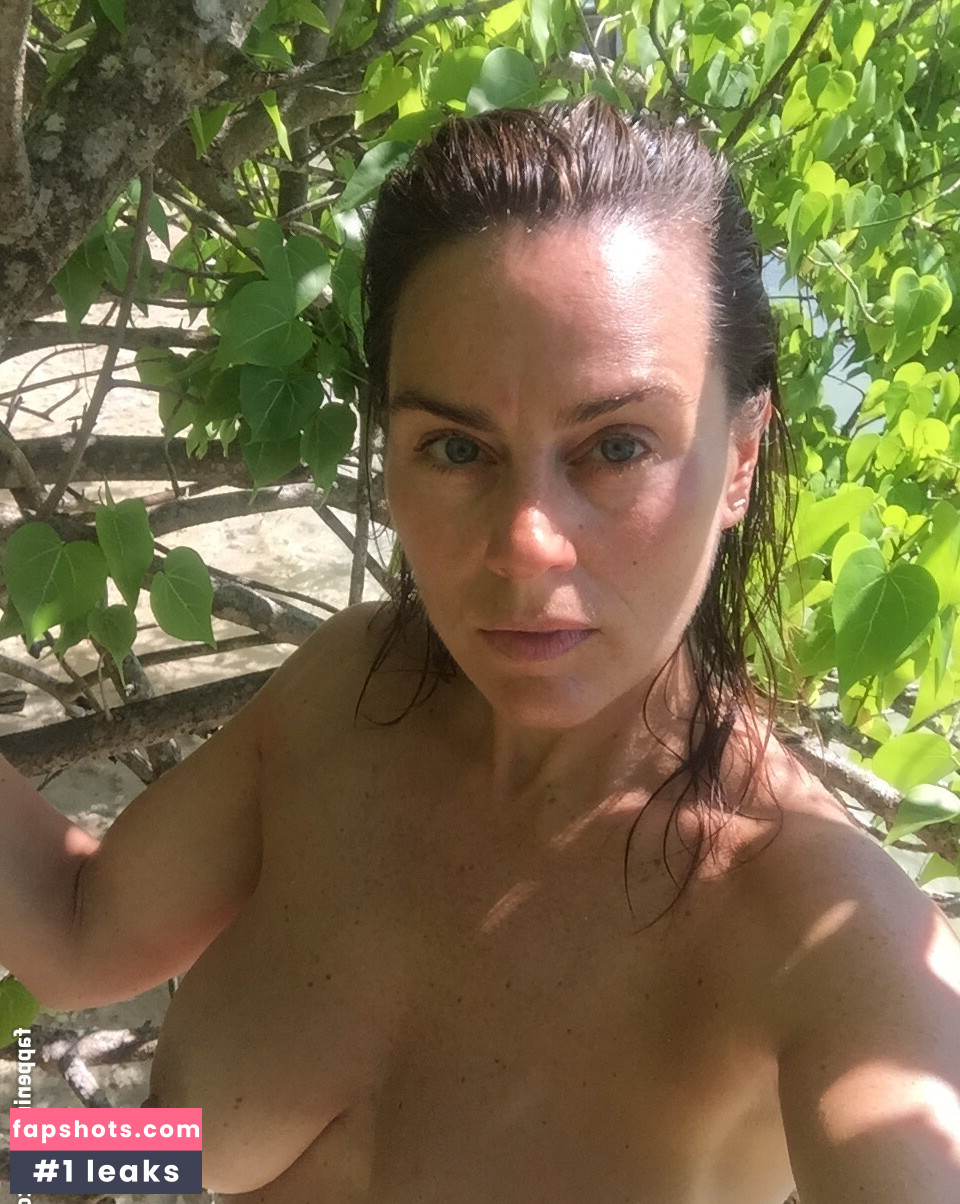 Jill Halfpenny gallery photo #10