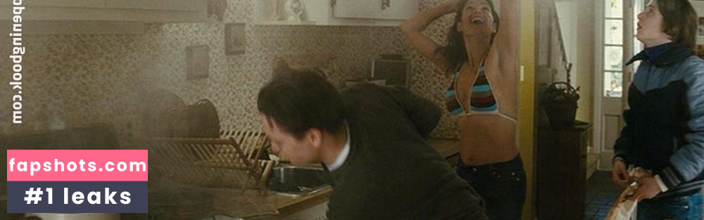 Jill Hennessy gallery photo #3