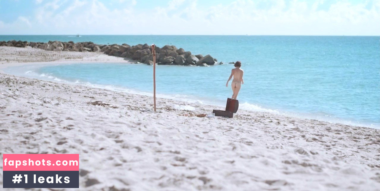 Jillian Mayer gallery photo #6