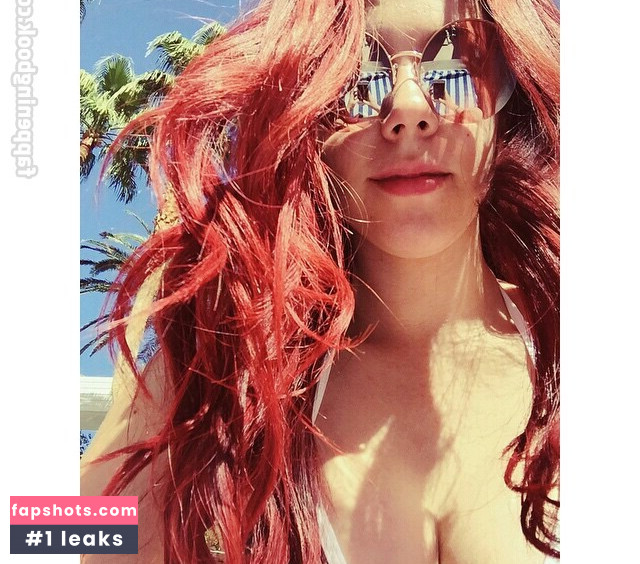 Jillian Rose Reed gallery photo #13