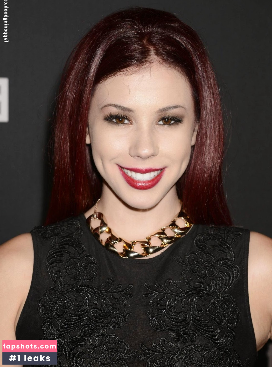 Jillian Rose Reed gallery photo #18