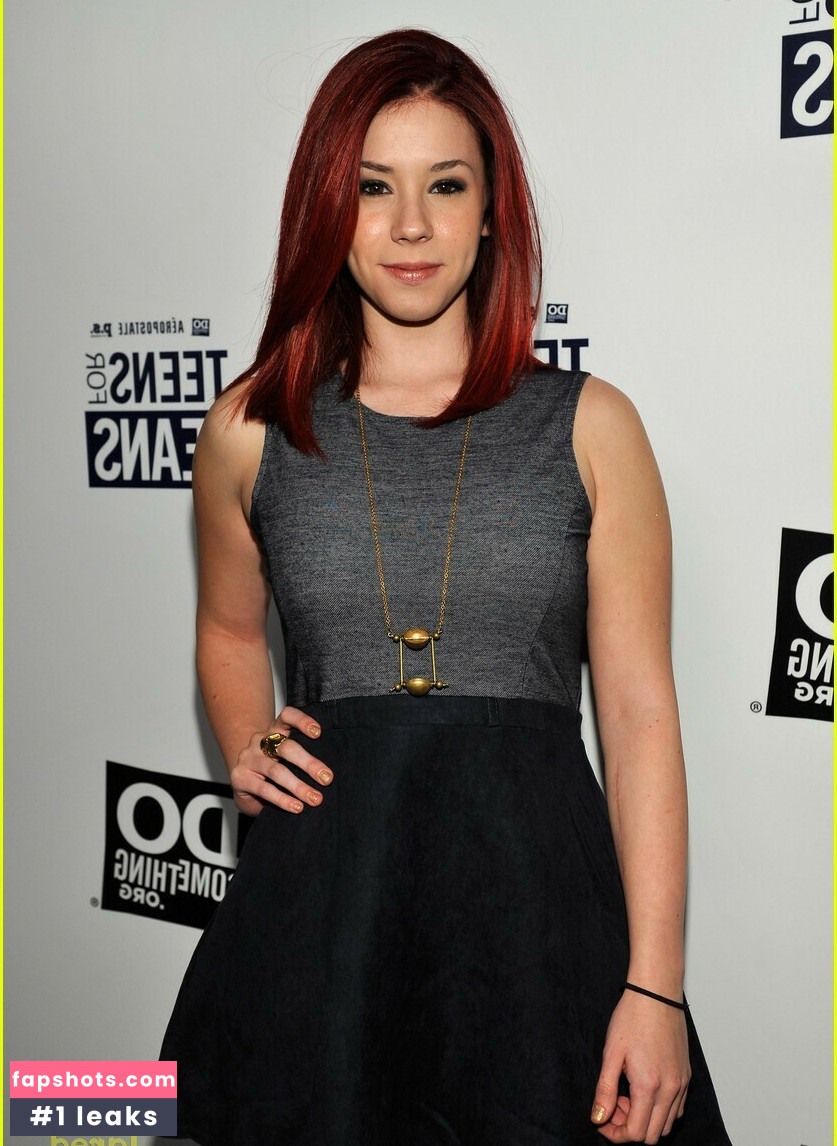 Jillian Rose Reed gallery photo #23