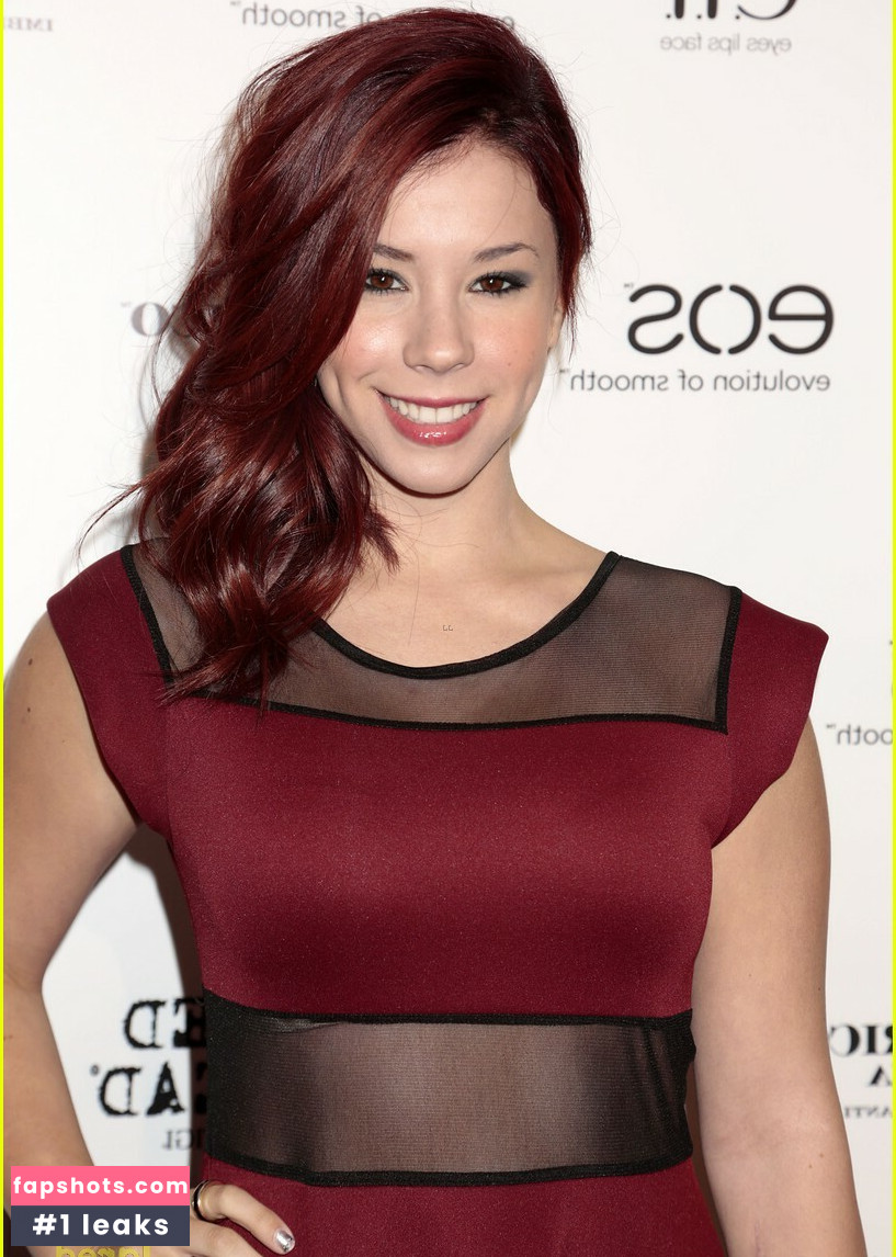 Jillian Rose Reed gallery photo #4