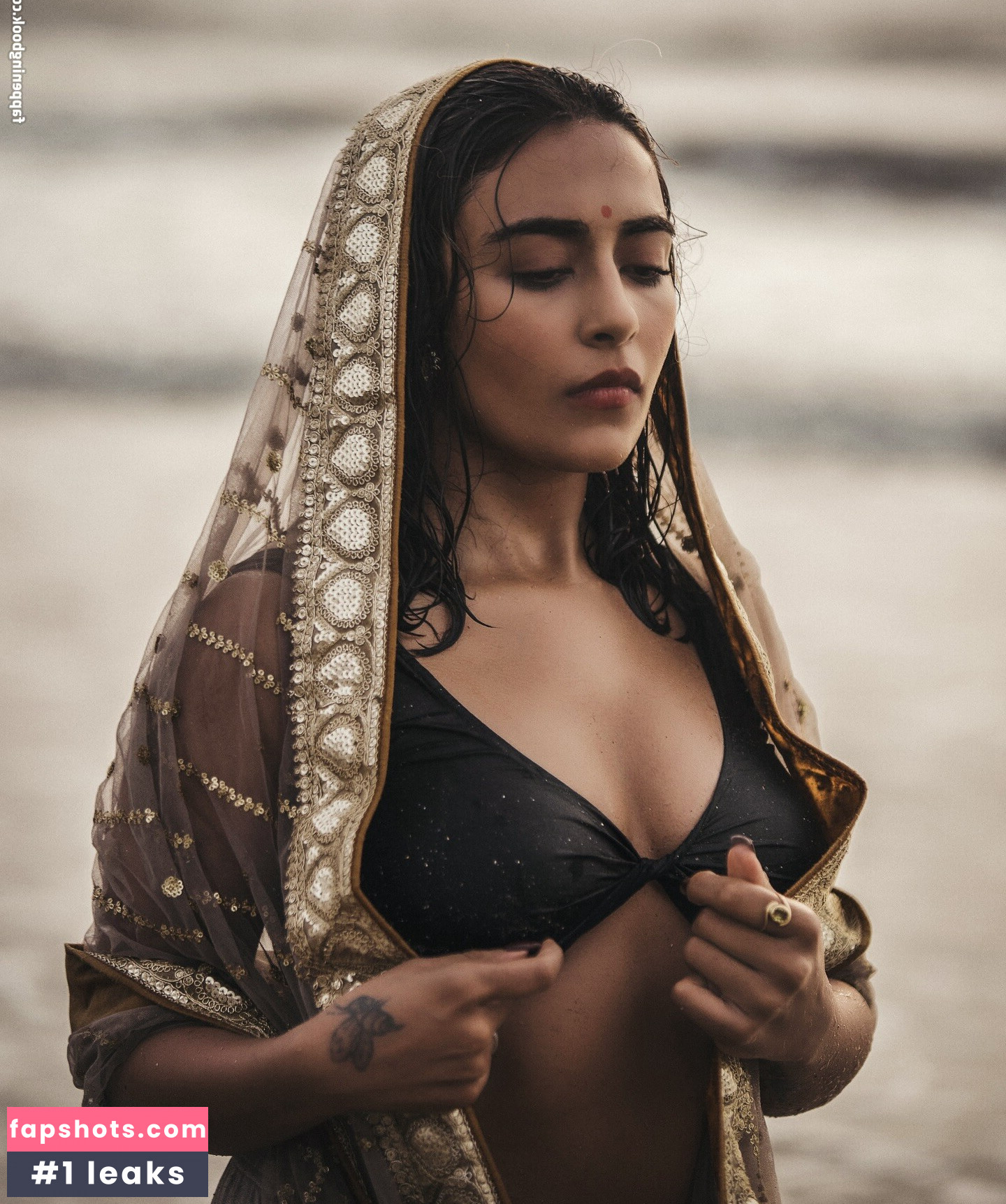 Jinal Joshi gallery photo #8