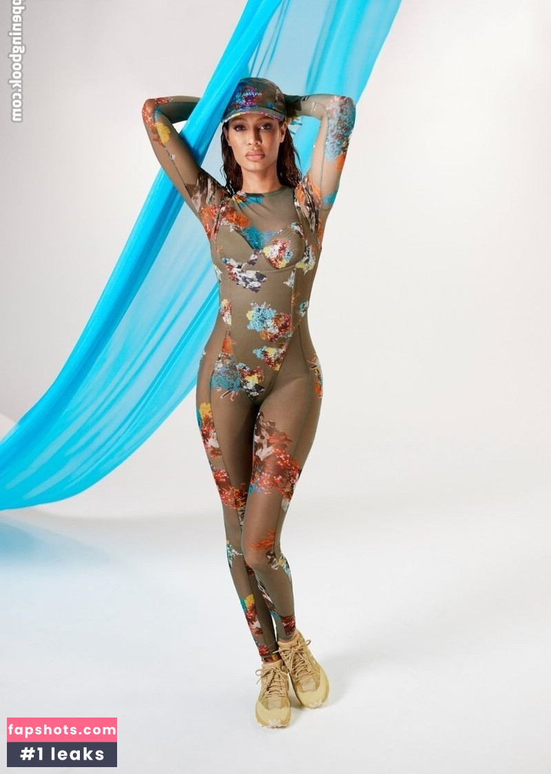 Joan Smalls Nahé úniky fotek pouze od fanoušků #18 - Fapshots