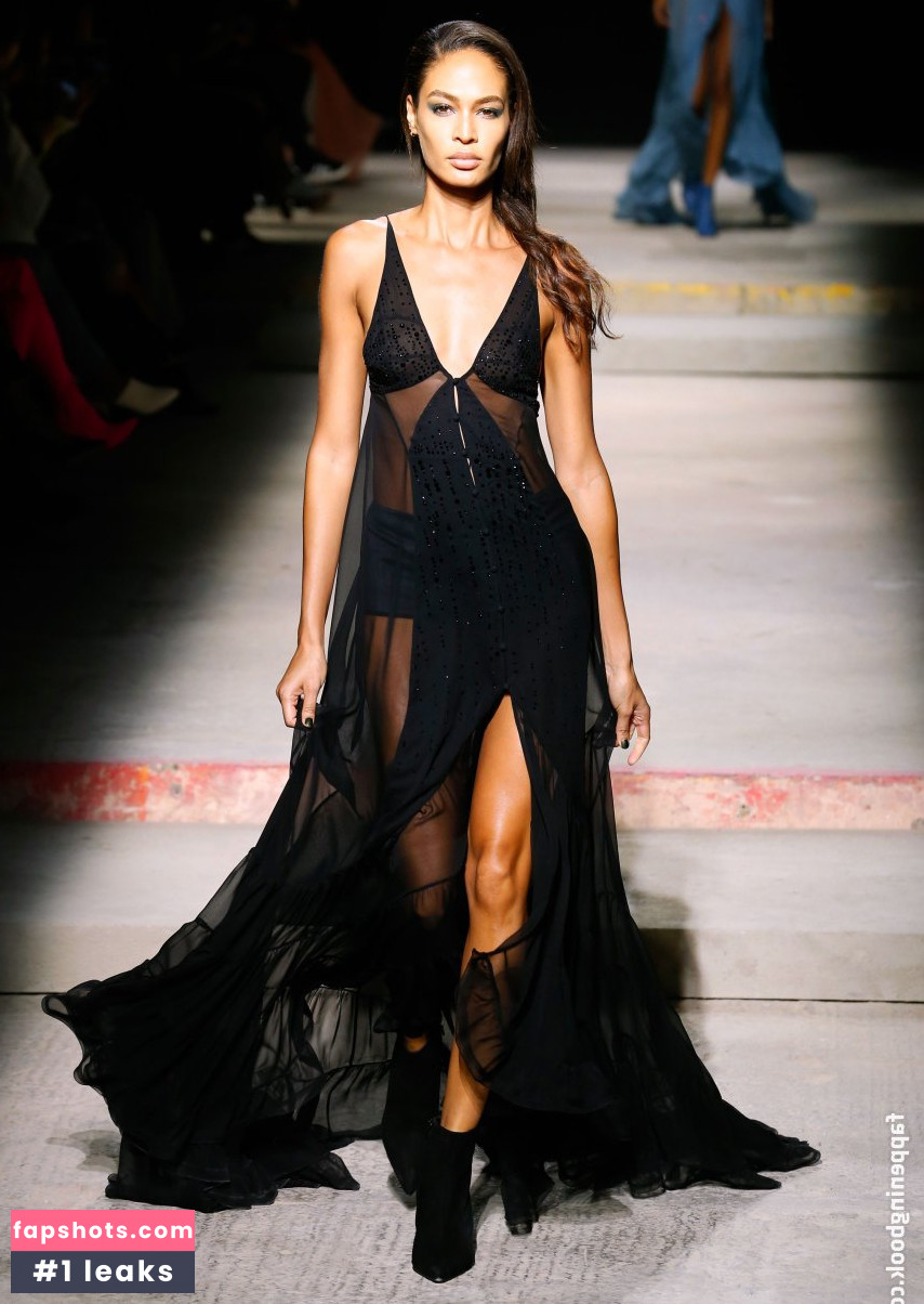 Joan Smalls Nahé úniky fotek pouze od fanoušků #194 - Fapshots