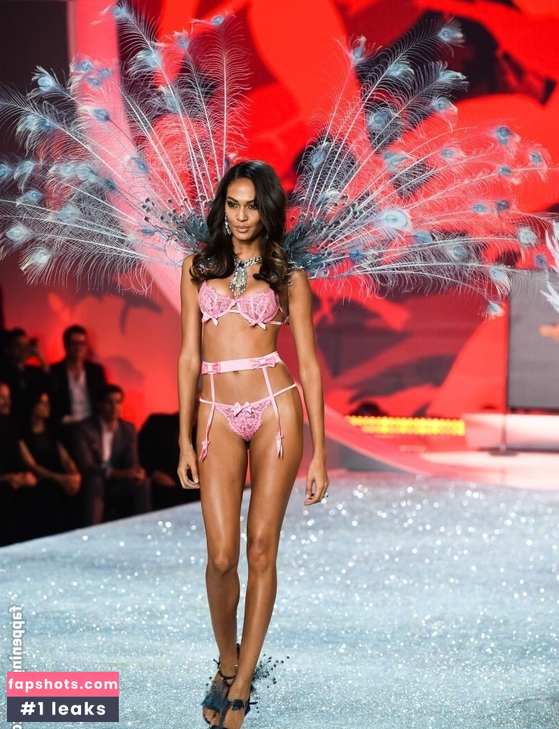 Joan Smalls Nahé úniky fotek pouze od fanoušků #3 - Fapshots