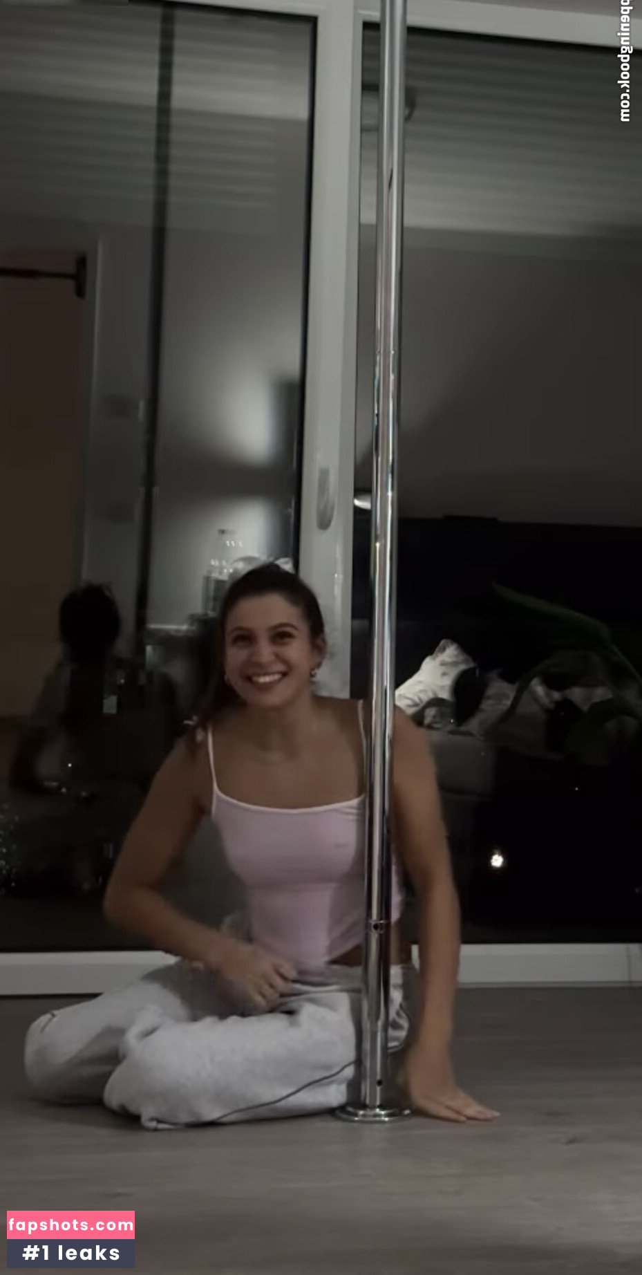 Joana Salamone gallery photo #19