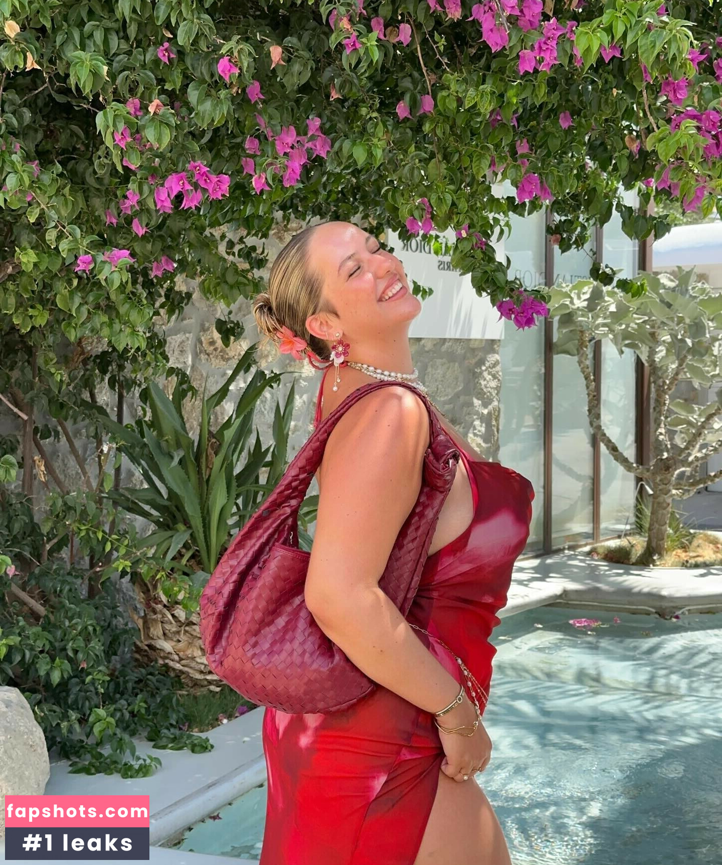 Joann Van Den Herik gallery photo #50