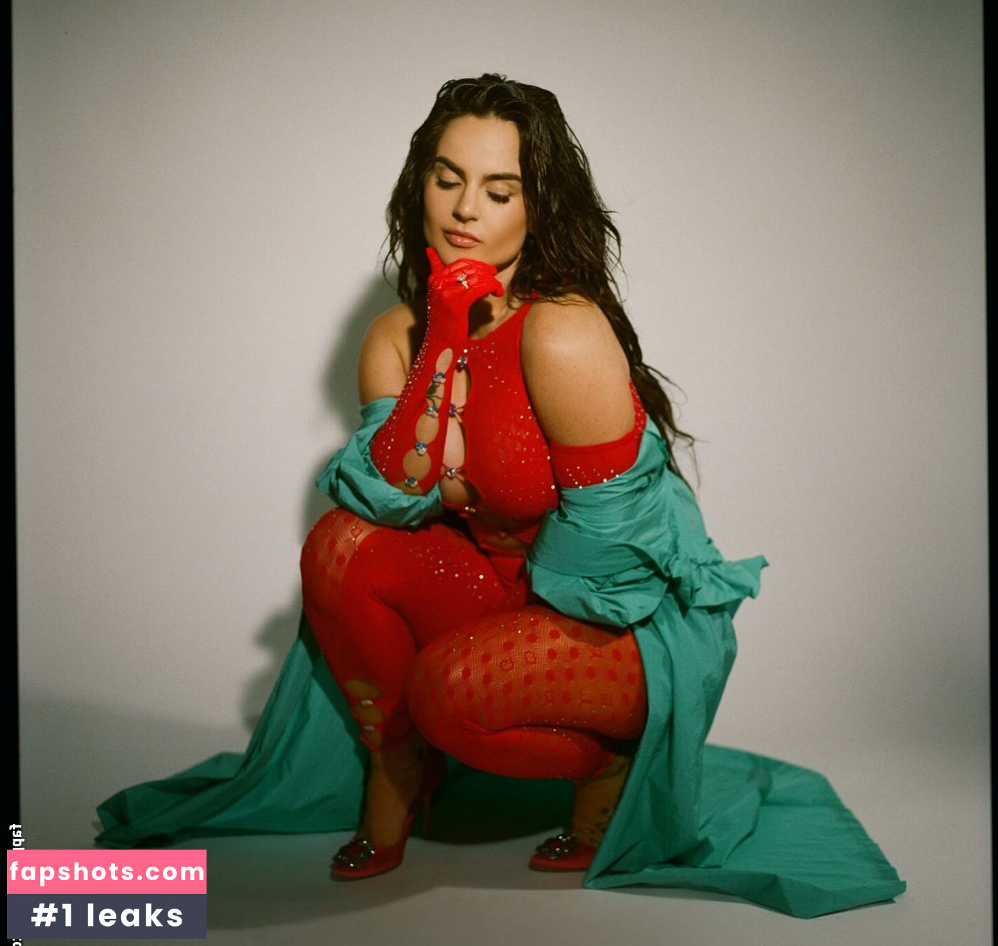 Joanna Jojo Levesque gallery photo #18