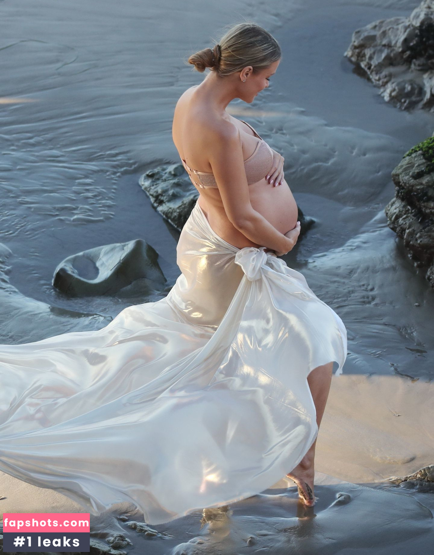 Joanna Krupa Nude Leaks OnlyFans Photos #235 - LeakJerk