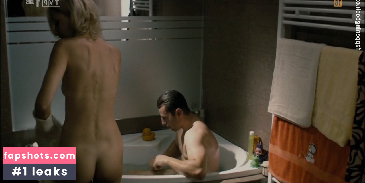 Joanna Pierzak gallery photo #6