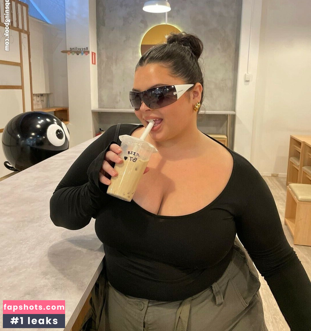 Joanna Pincerato gallery photo #2