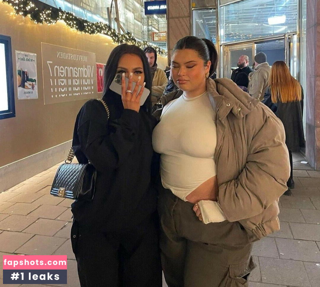 Joanna Pincerato gallery photo #10