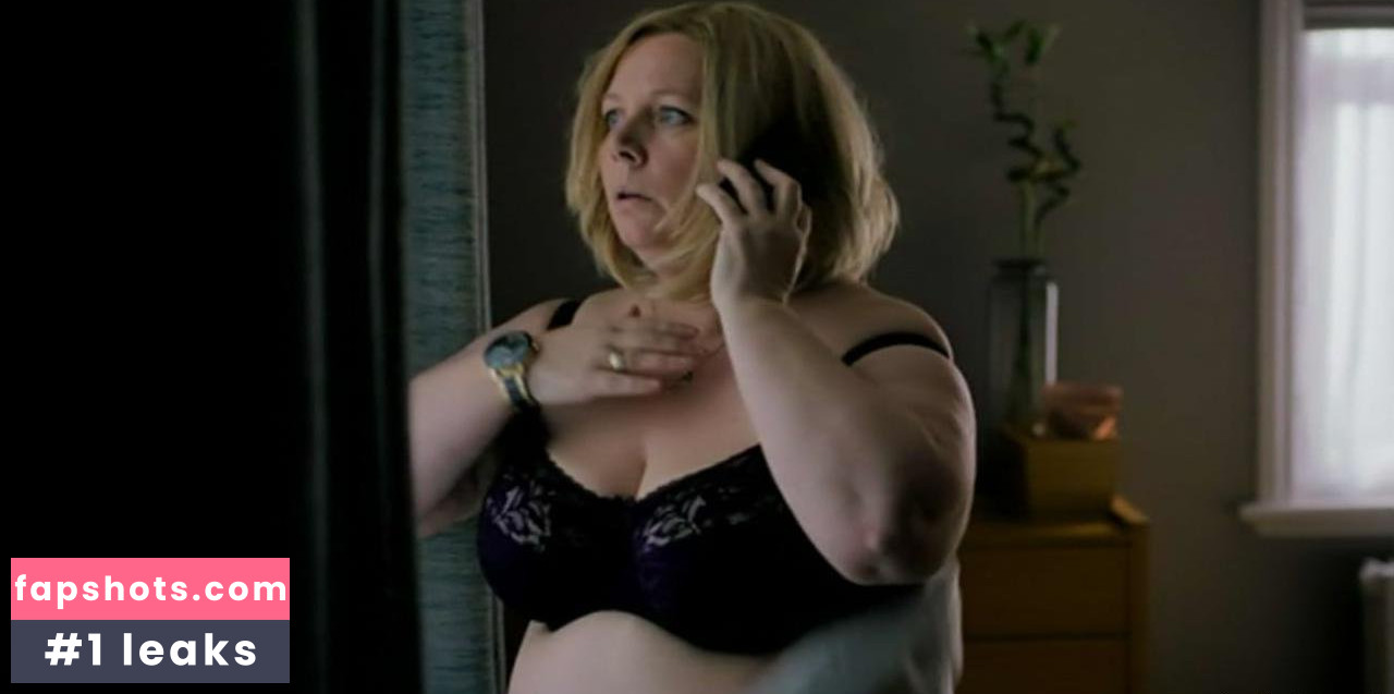 Joanna Scanlan gallery photo #9