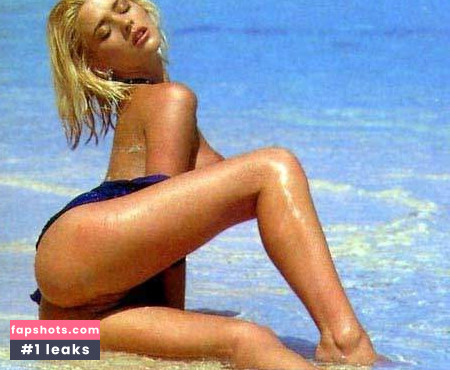 Joanne Guest gallery photo #11