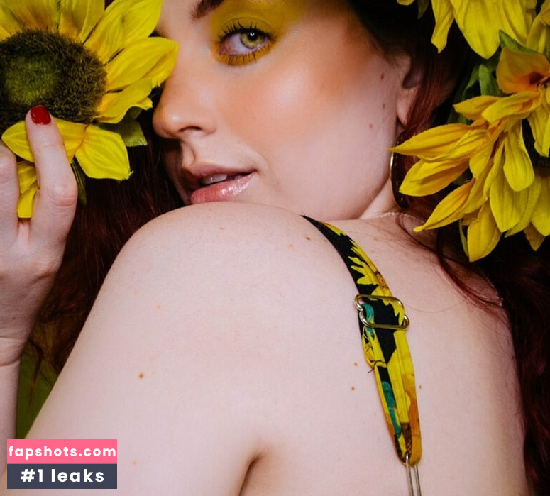 Joanne Rose gallery photo #27